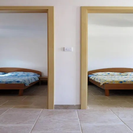 Oasis Apartment Veli Rat